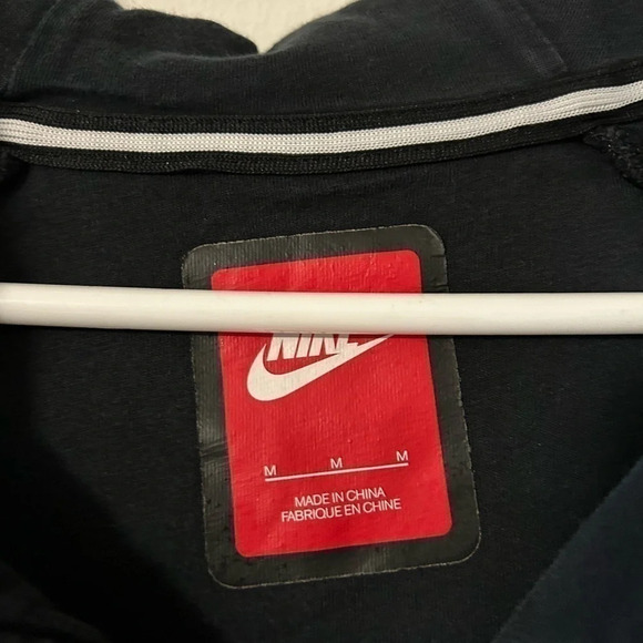 Nike Zip Up Hoodie - Picture 6 of 6